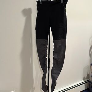ALO YOGA Leggings
